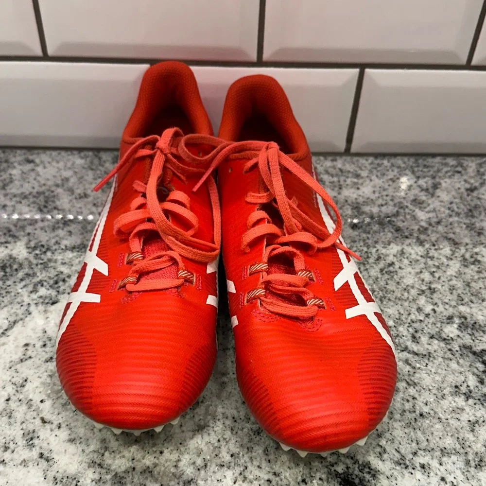 ASICS Unisex 8 Hypersprint 7 Track Spikes Red White 1093A197 Sprinting Cleats